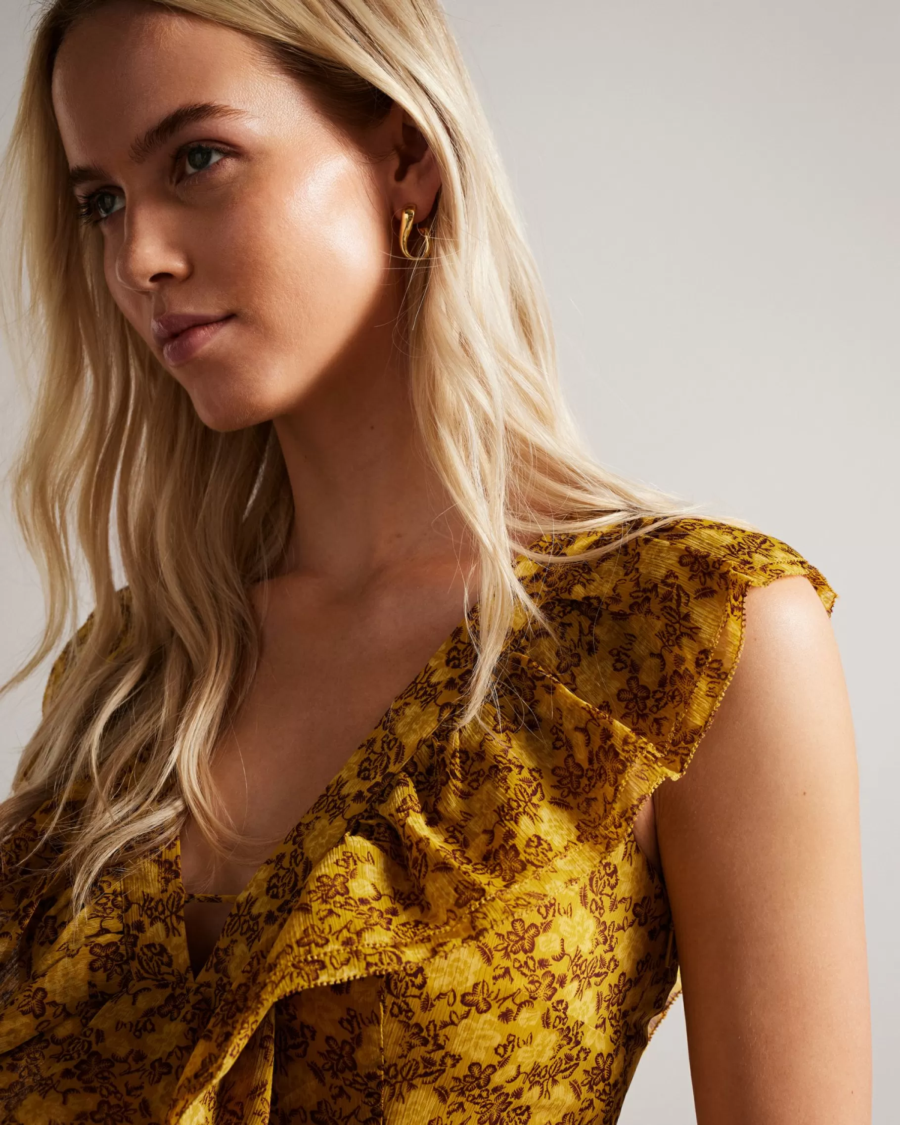 Azanthi-Ted Baker Sale