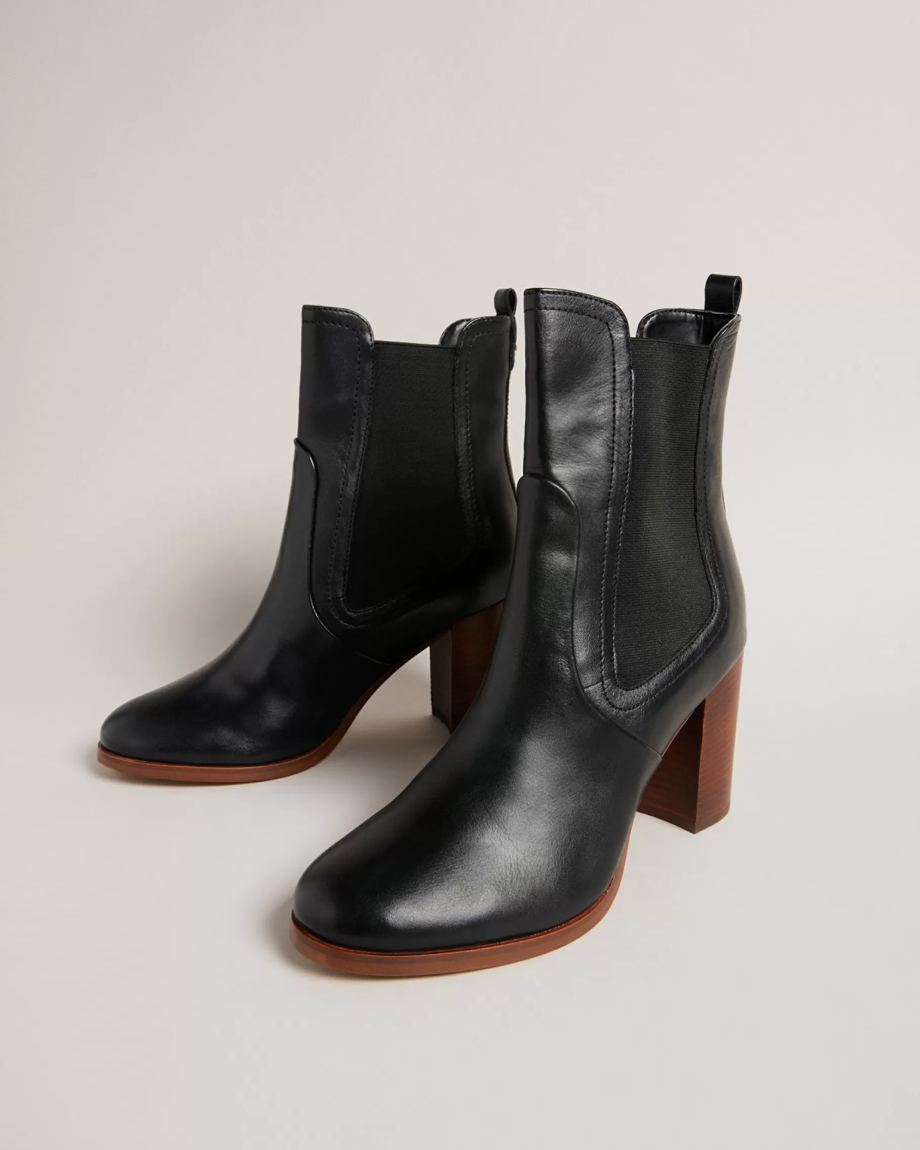 Daphina-Ted Baker Store