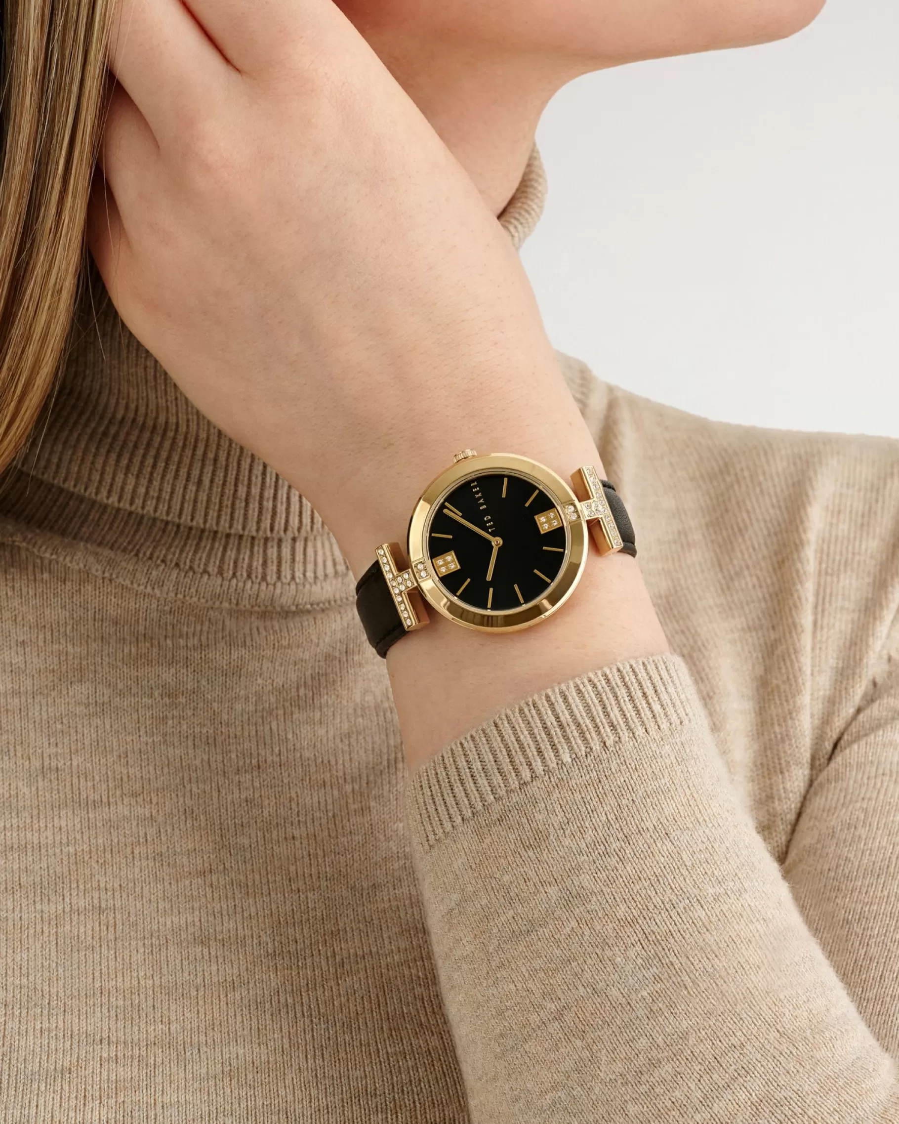 Darbeya-Ted Baker Flash Sale