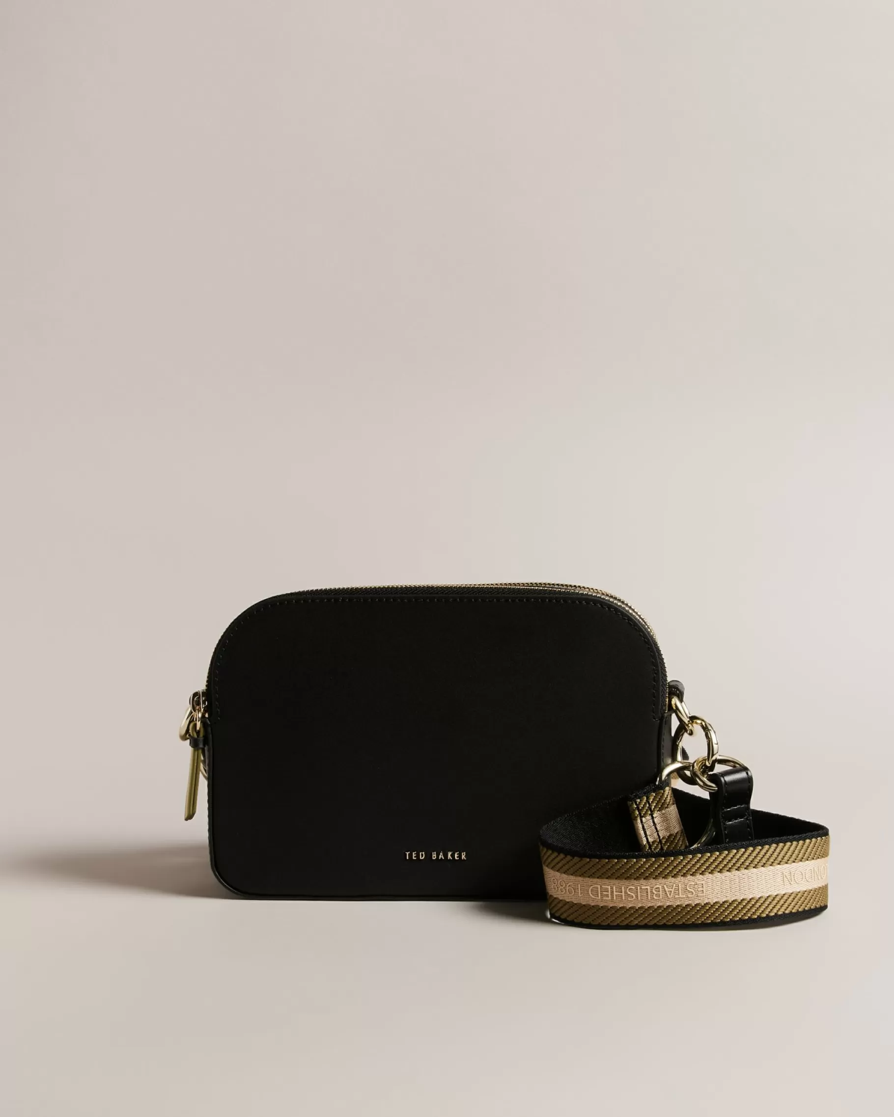 Darcelo-Ted Baker Shop
