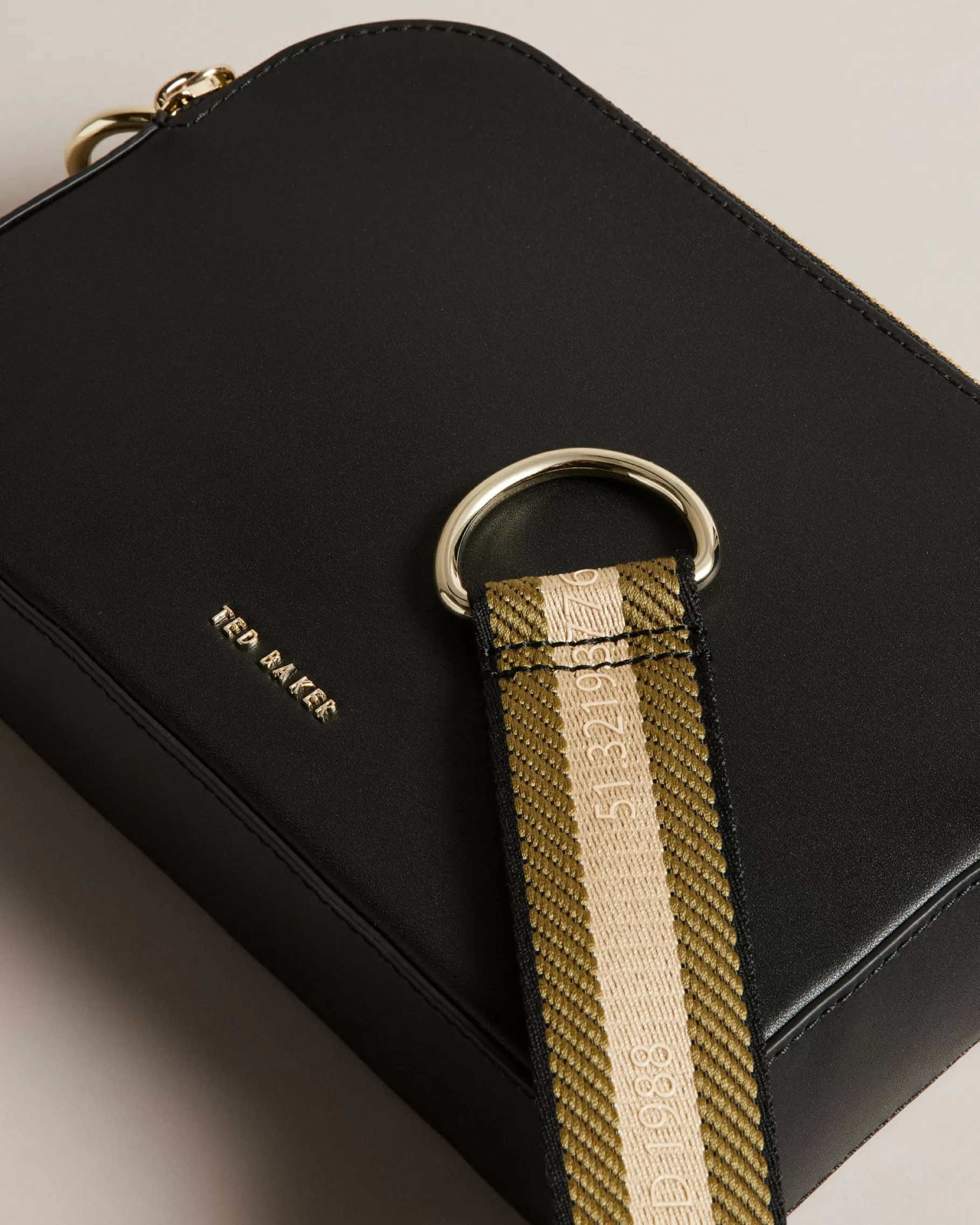 Darcelo-Ted Baker Shop