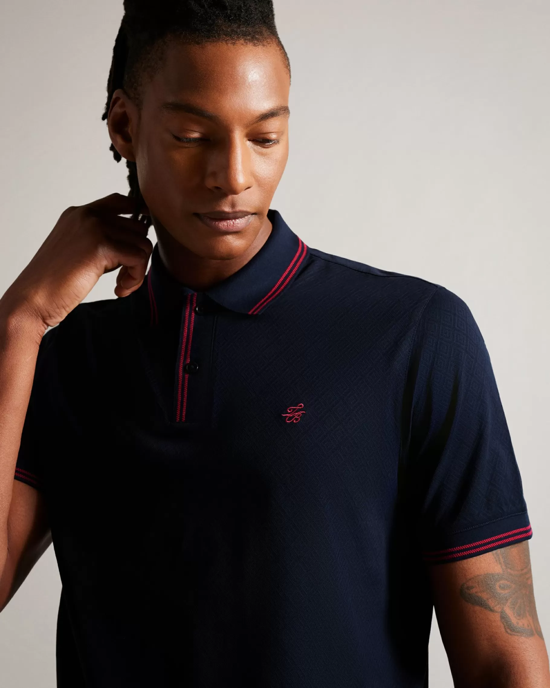 Dynam-Ted Baker Online