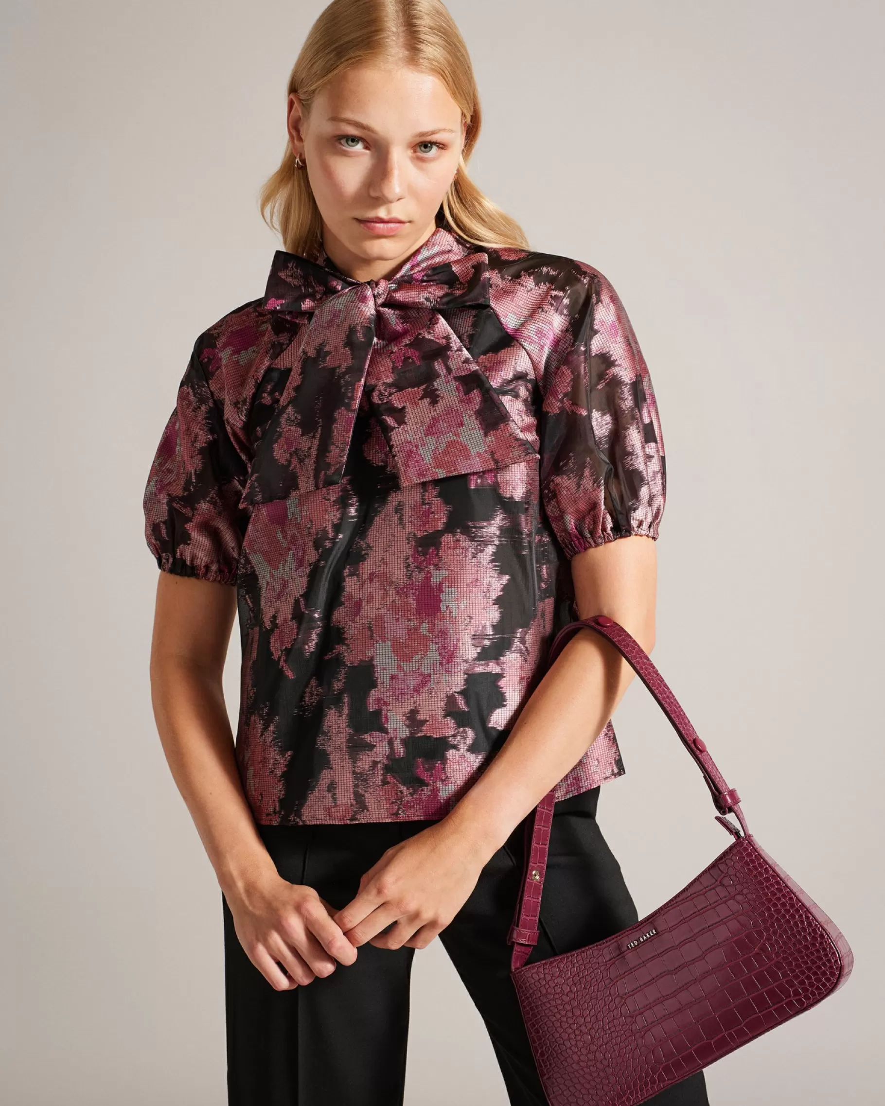 Ellsiaa-Ted Baker Shop