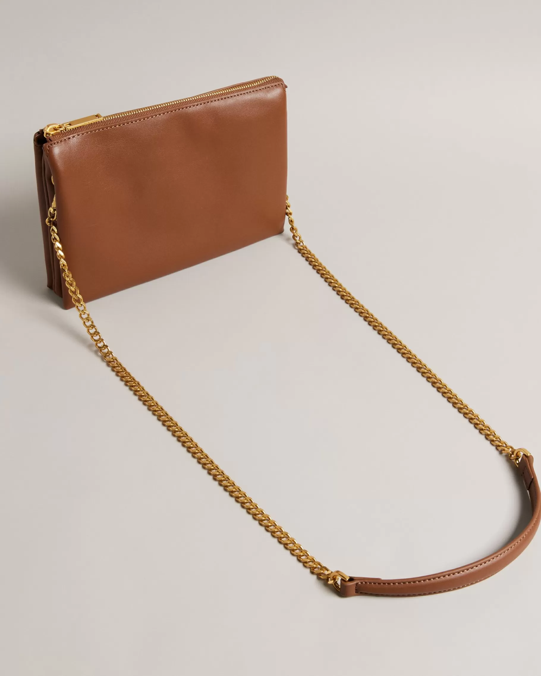 Esille-Ted Baker New