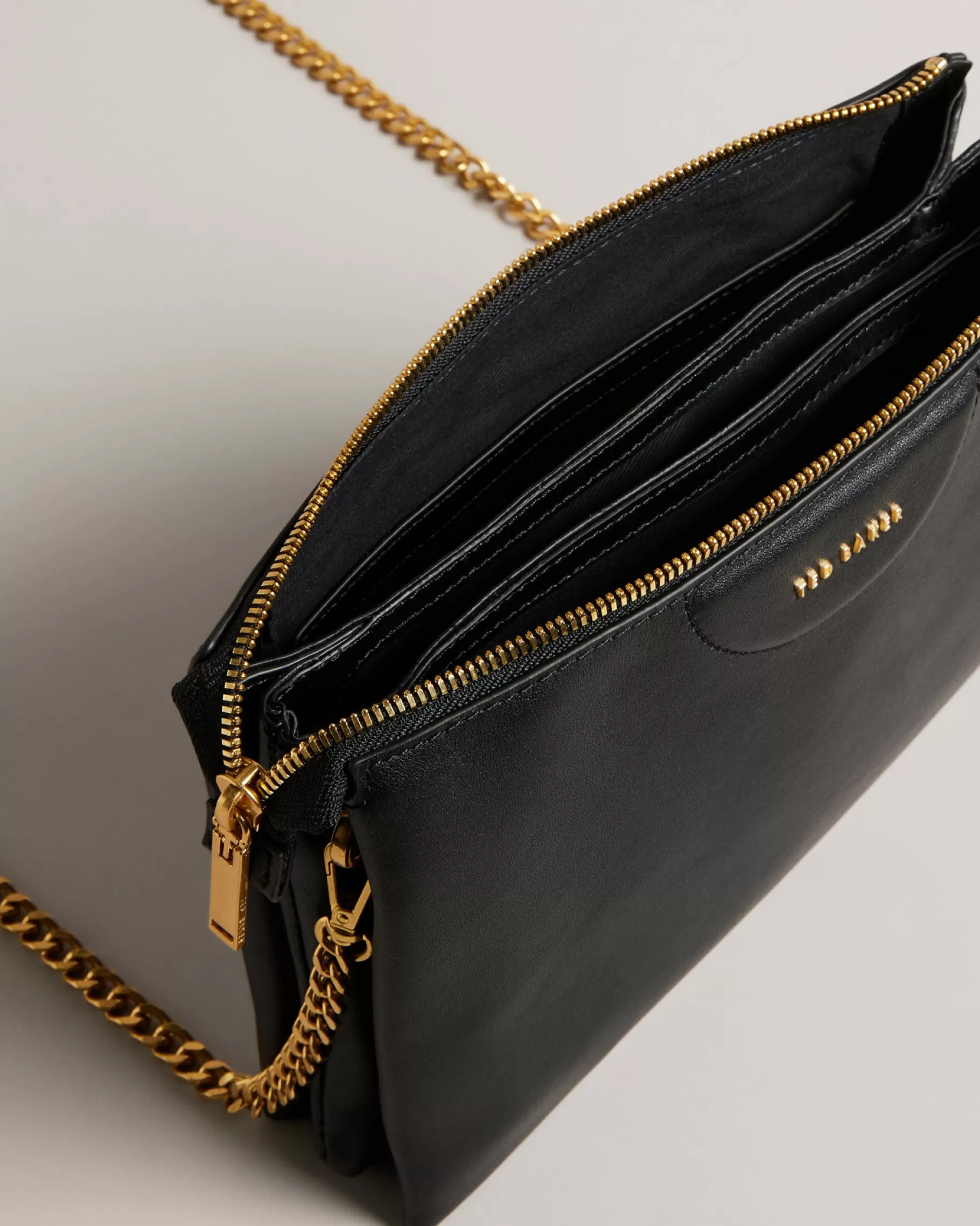 Esille-Ted Baker Discount