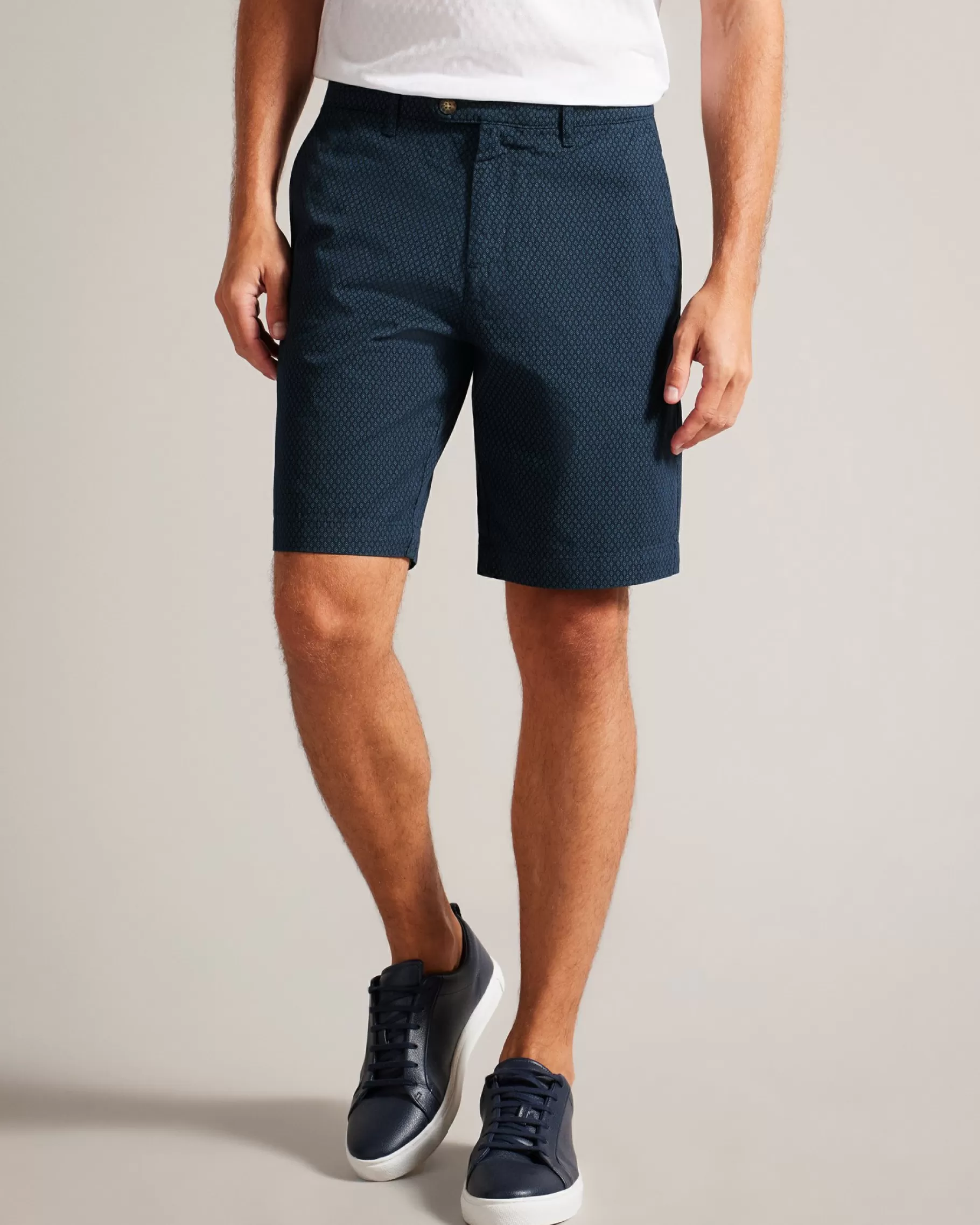 Estate-Ted Baker Clearance