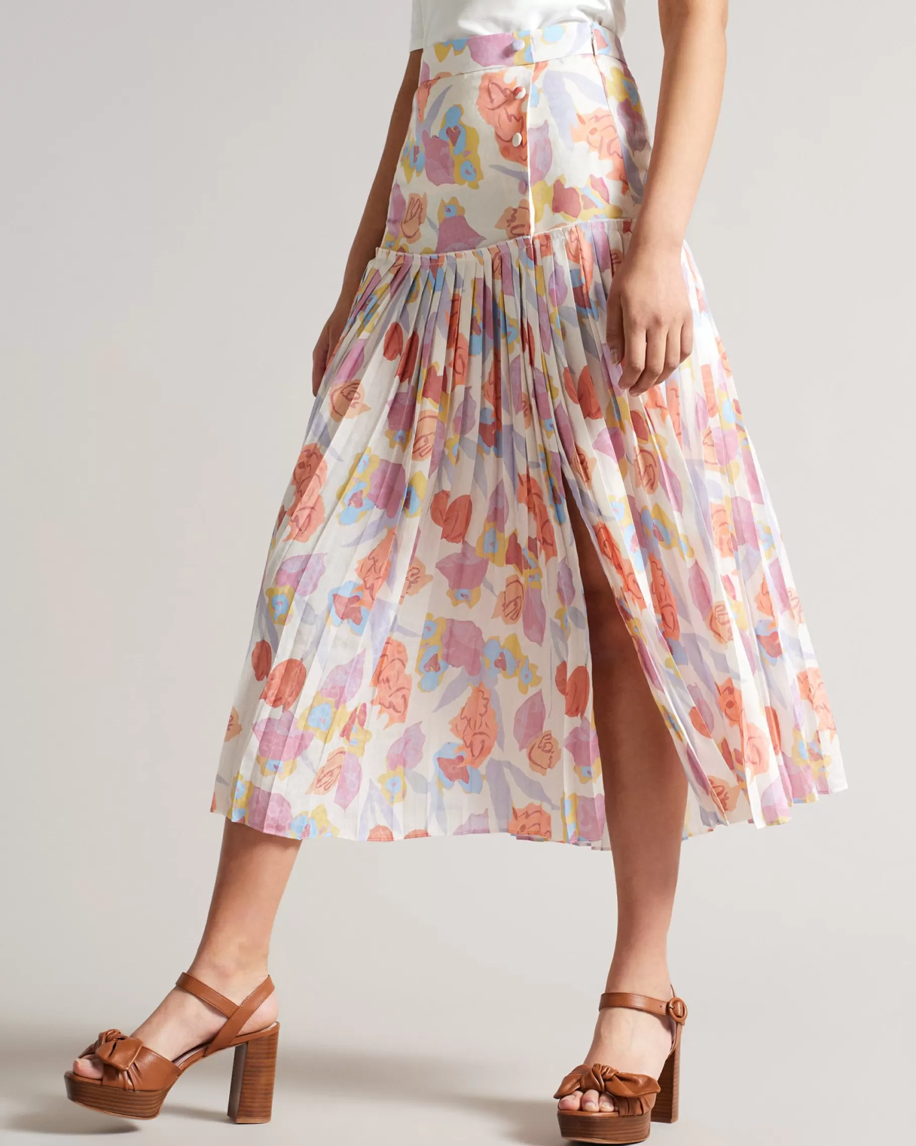 Faraahh-Ted Baker Hot