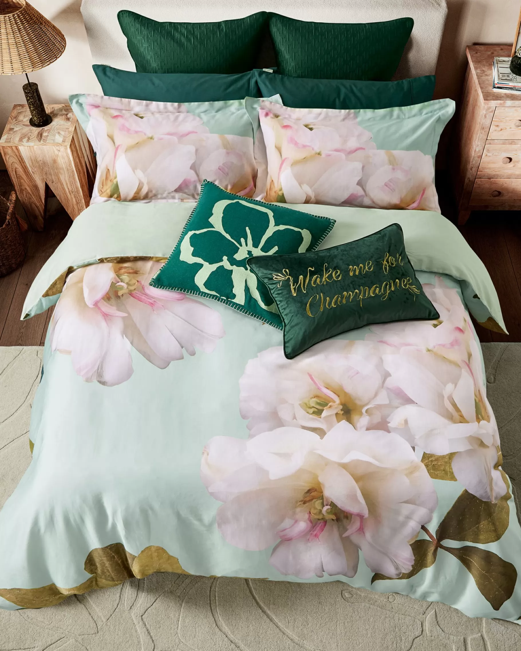 Gardnya-Ted Baker Hot