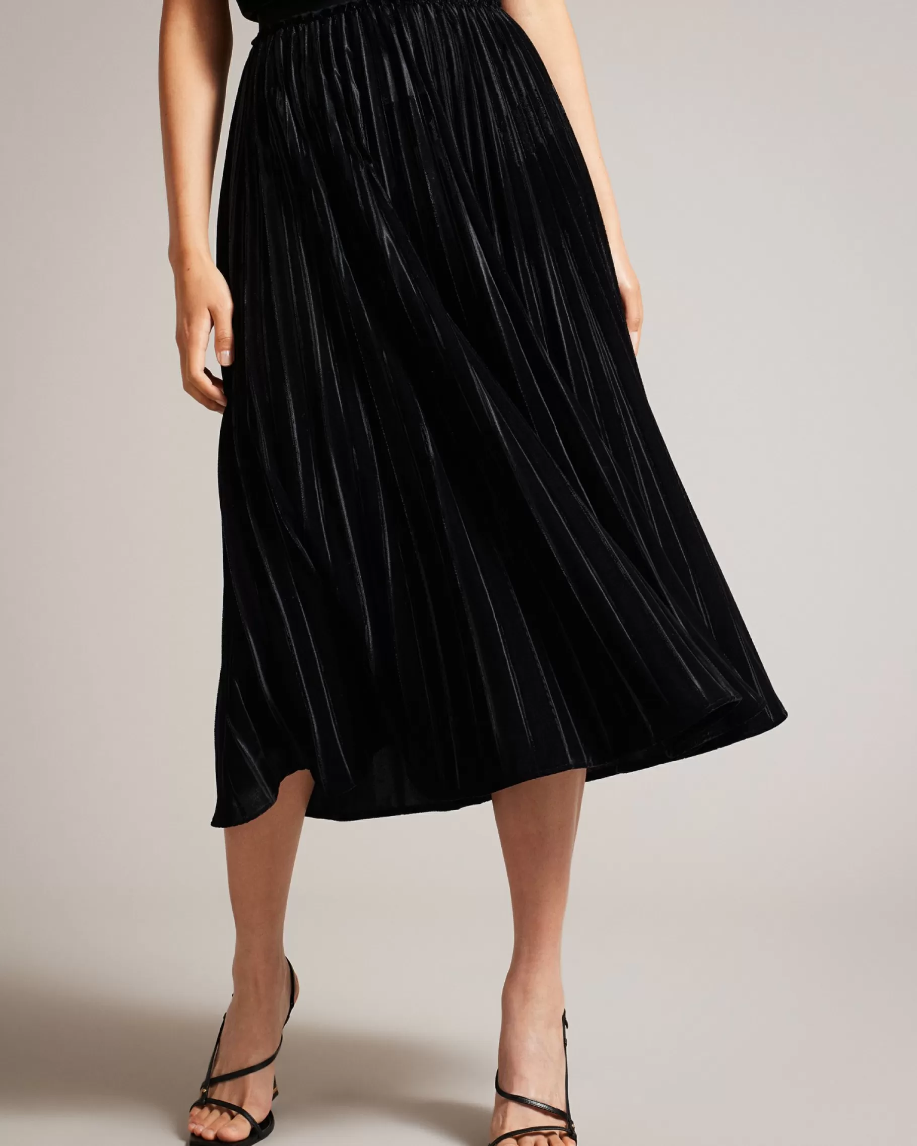 Gjill-Ted Baker Store