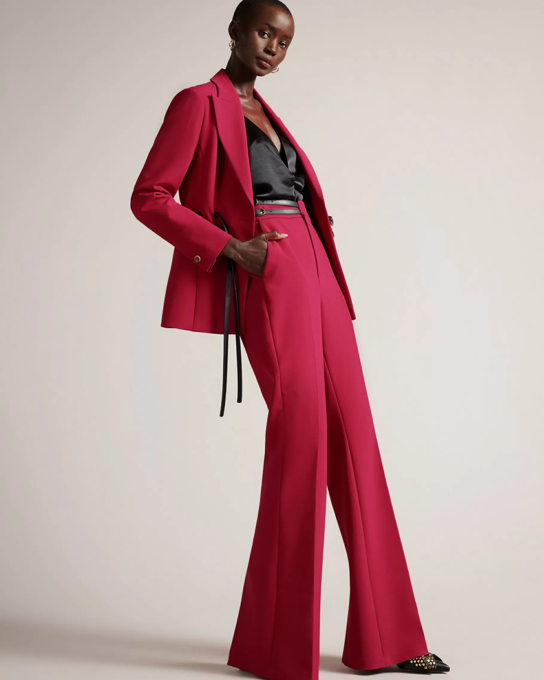 Halleit-Ted Baker Shop