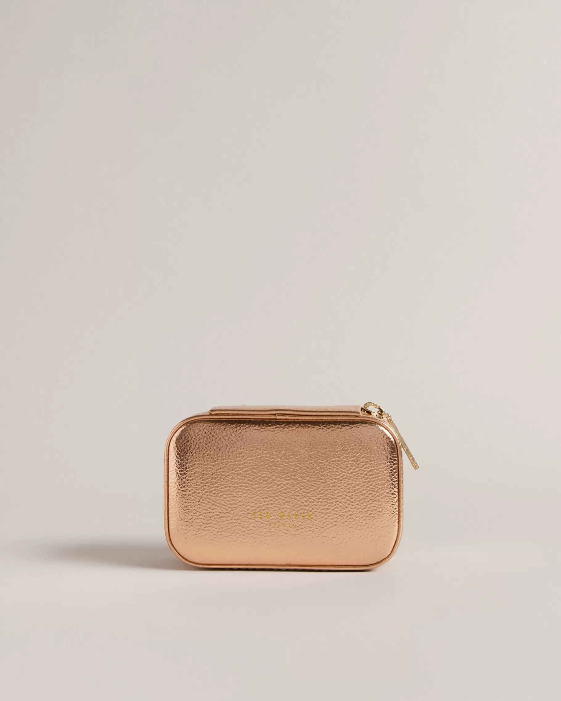 Iveesa-Ted Baker Flash Sale