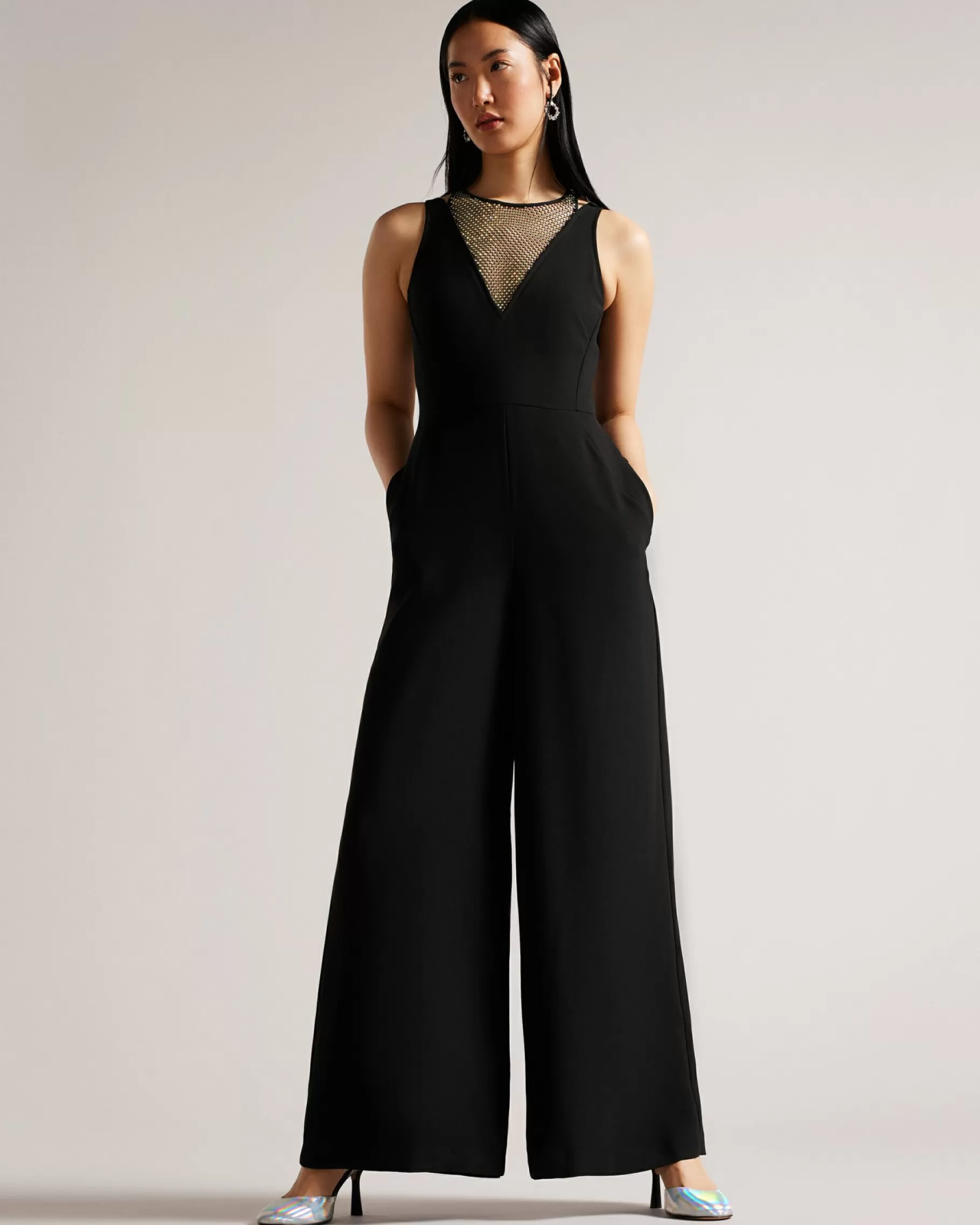 Janvier-Ted Baker Clearance