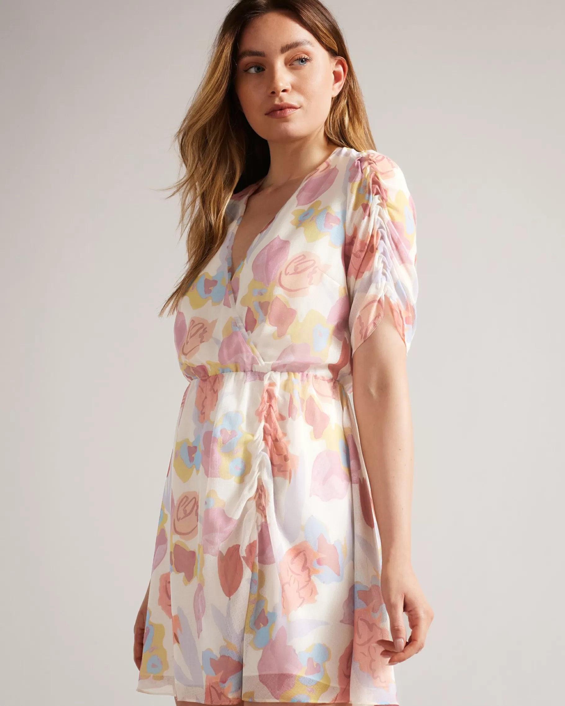 Juleah-Ted Baker Hot