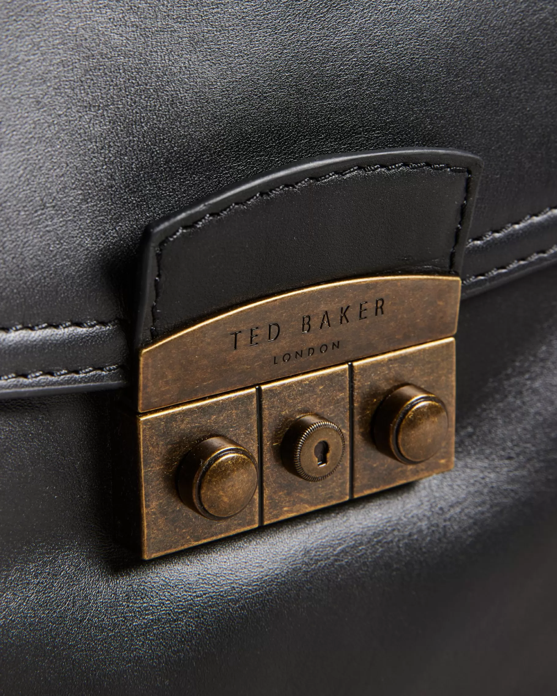 Kalsin-Ted Baker Clearance