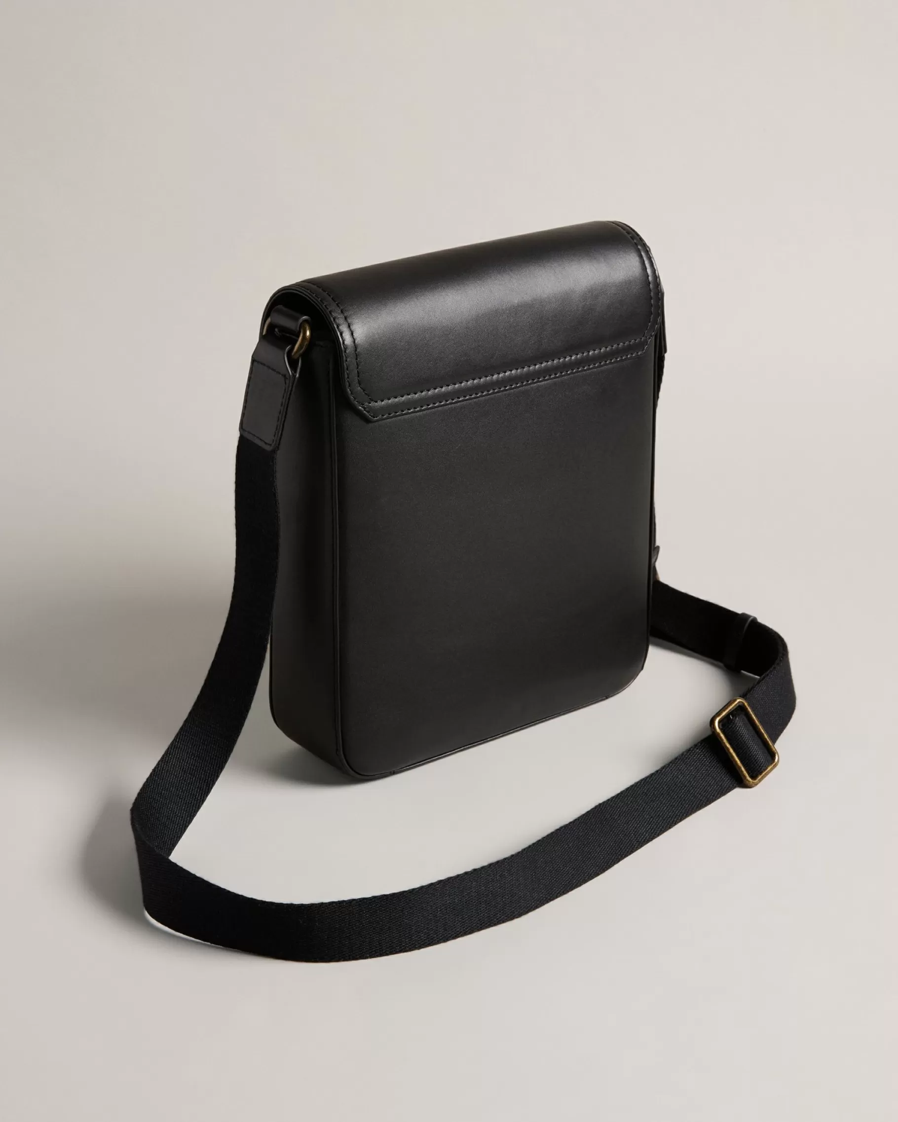 Kalvon-Ted Baker Shop
