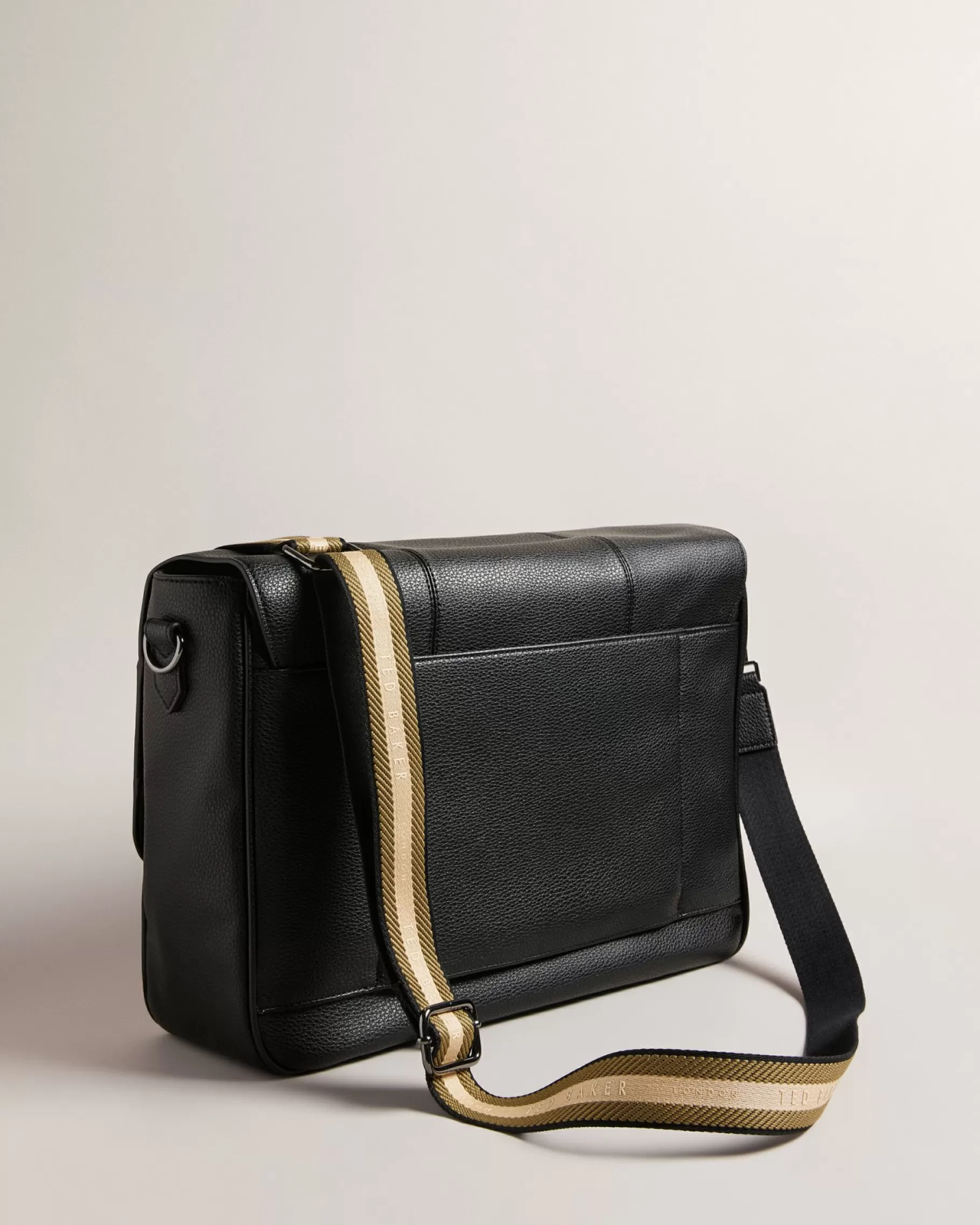 Kristan-Ted Baker Store