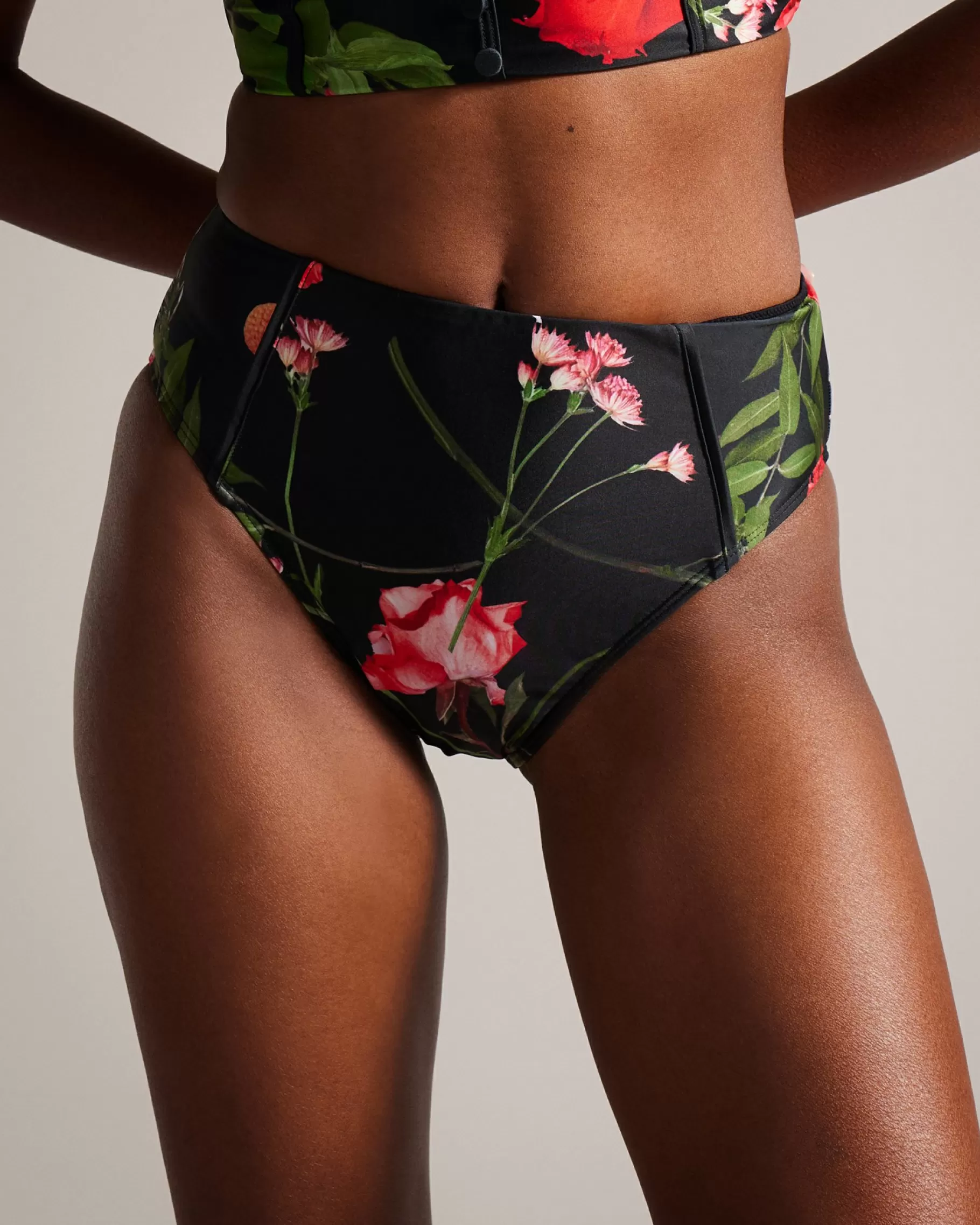 Loesiy-Ted Baker Best