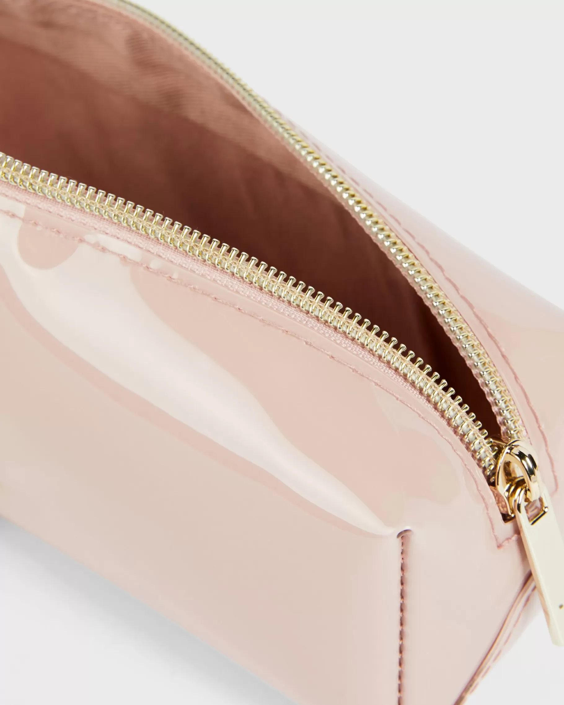 Nikara-Ted Baker Fashion