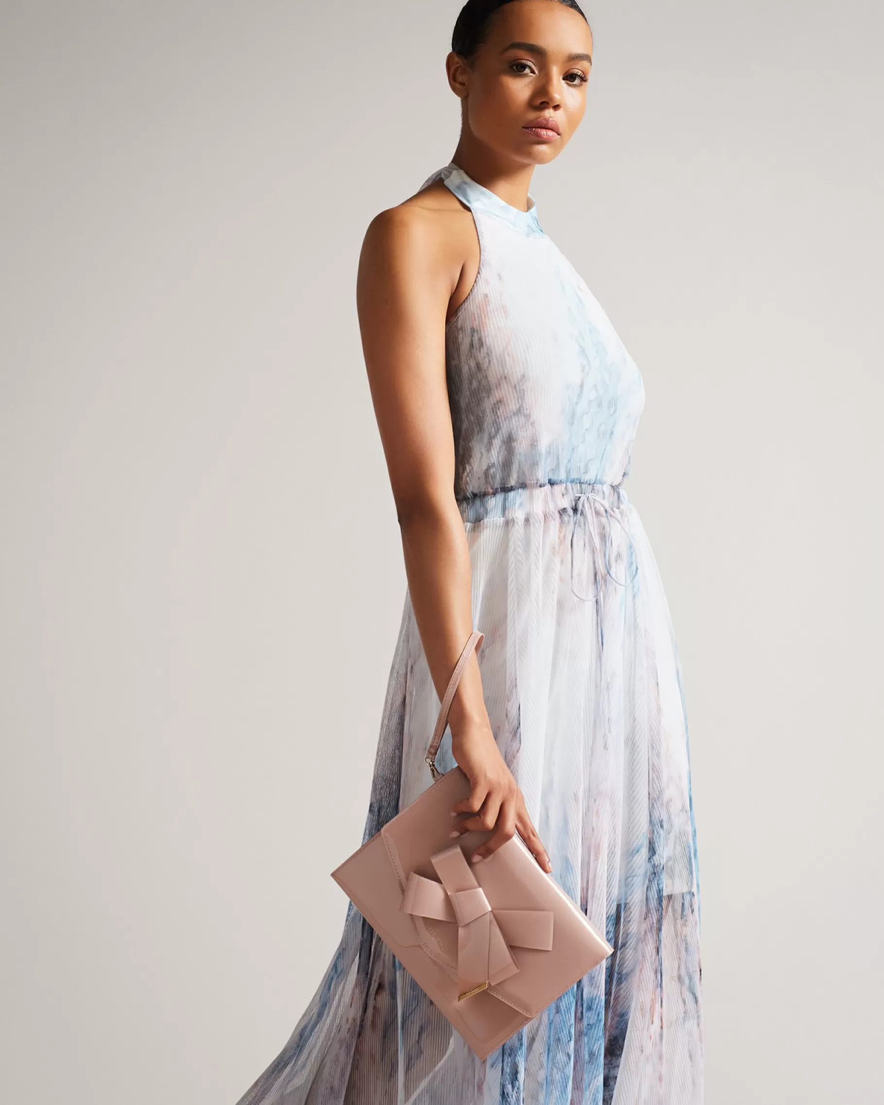 Nikkey-Ted Baker Outlet