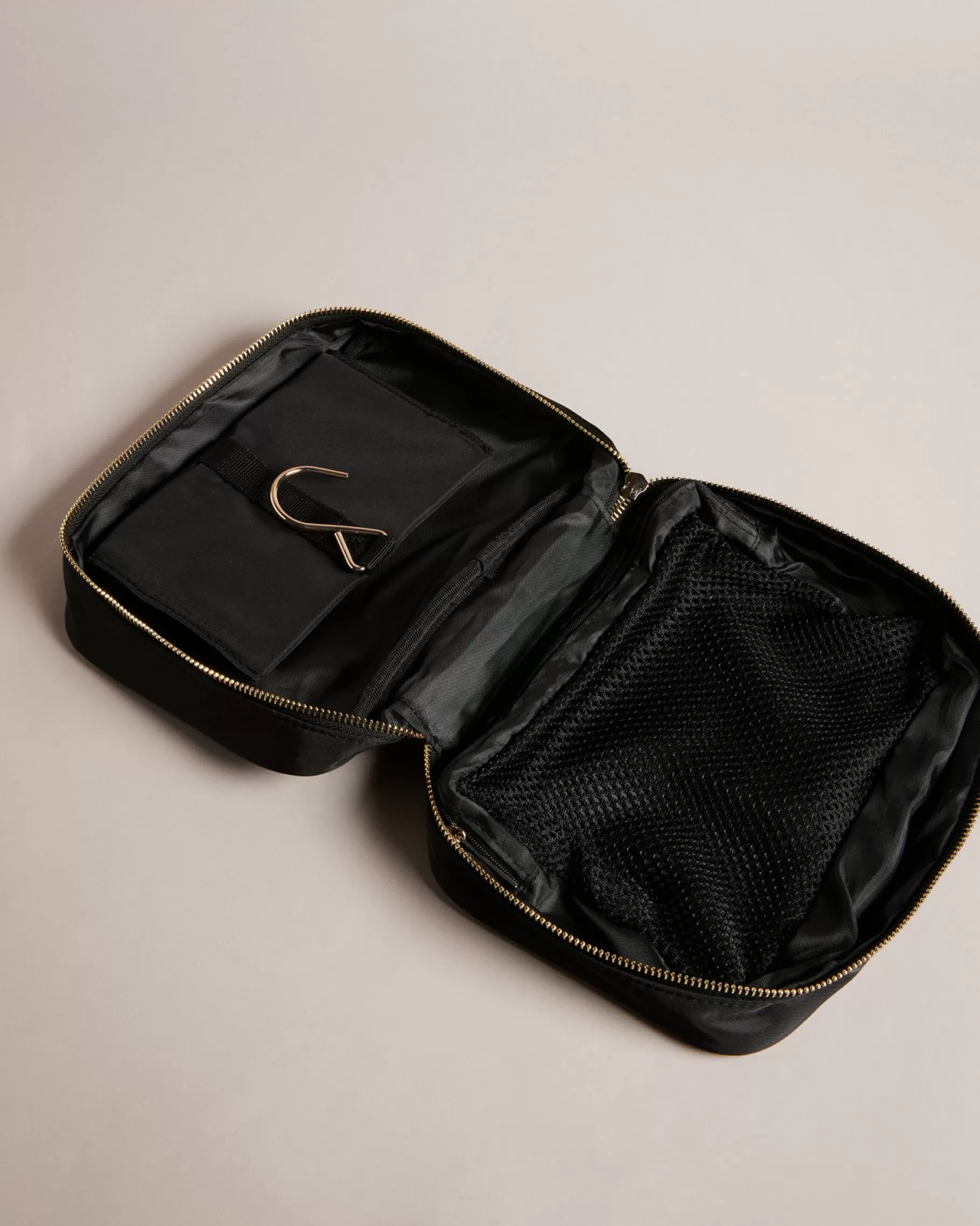 Pennyya-Ted Baker Sale
