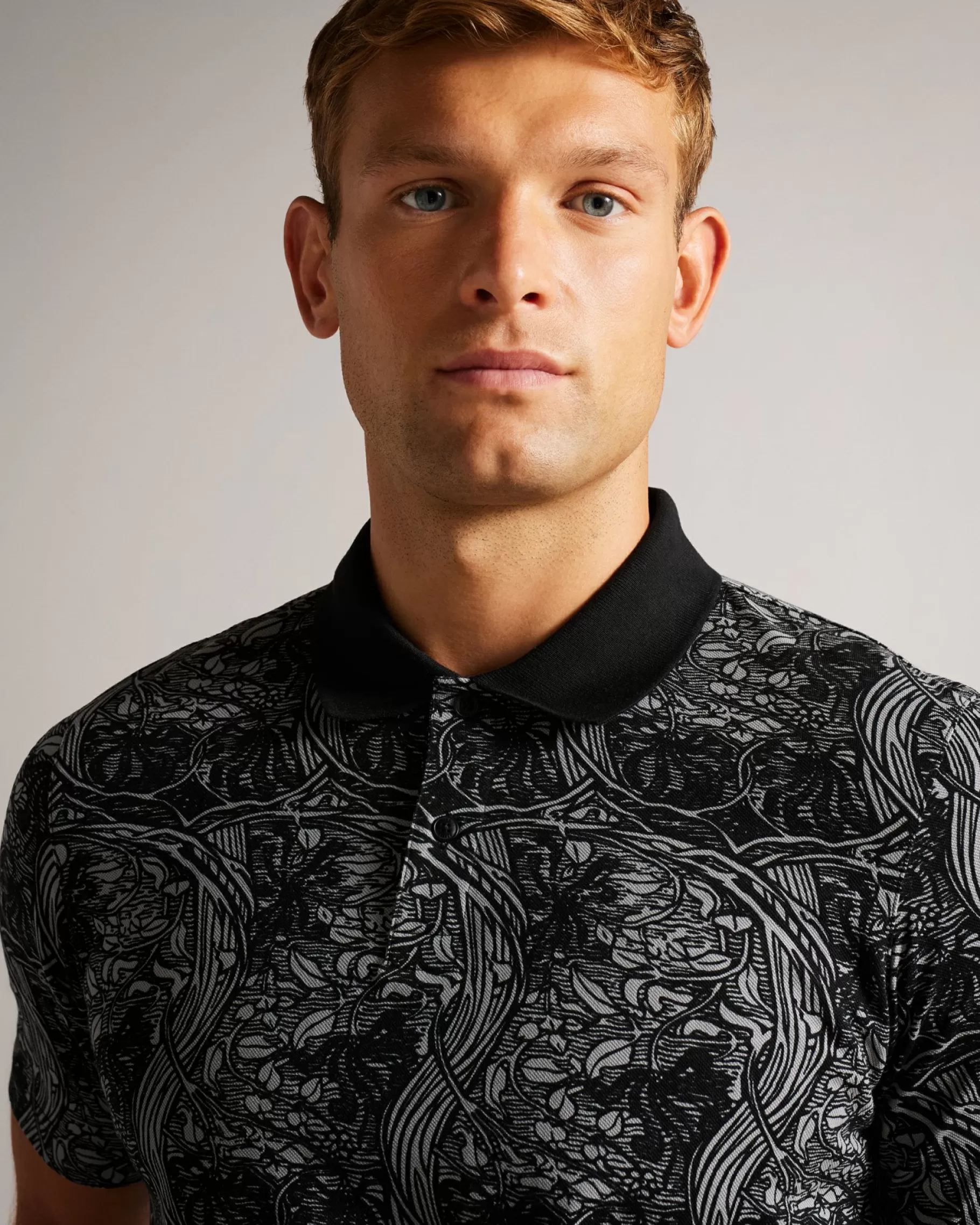 Plesans-Ted Baker Hot