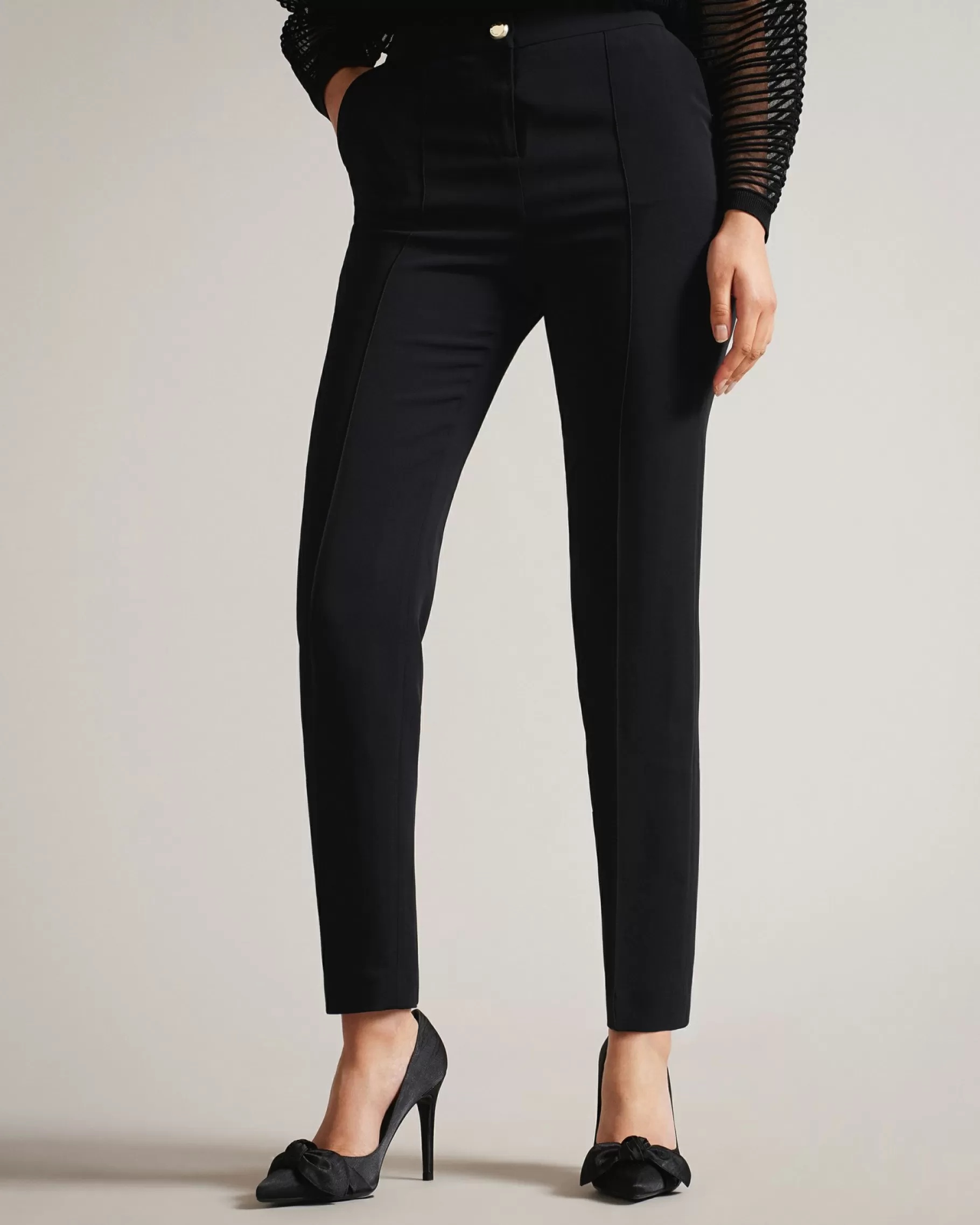 Raeet-Ted Baker Online
