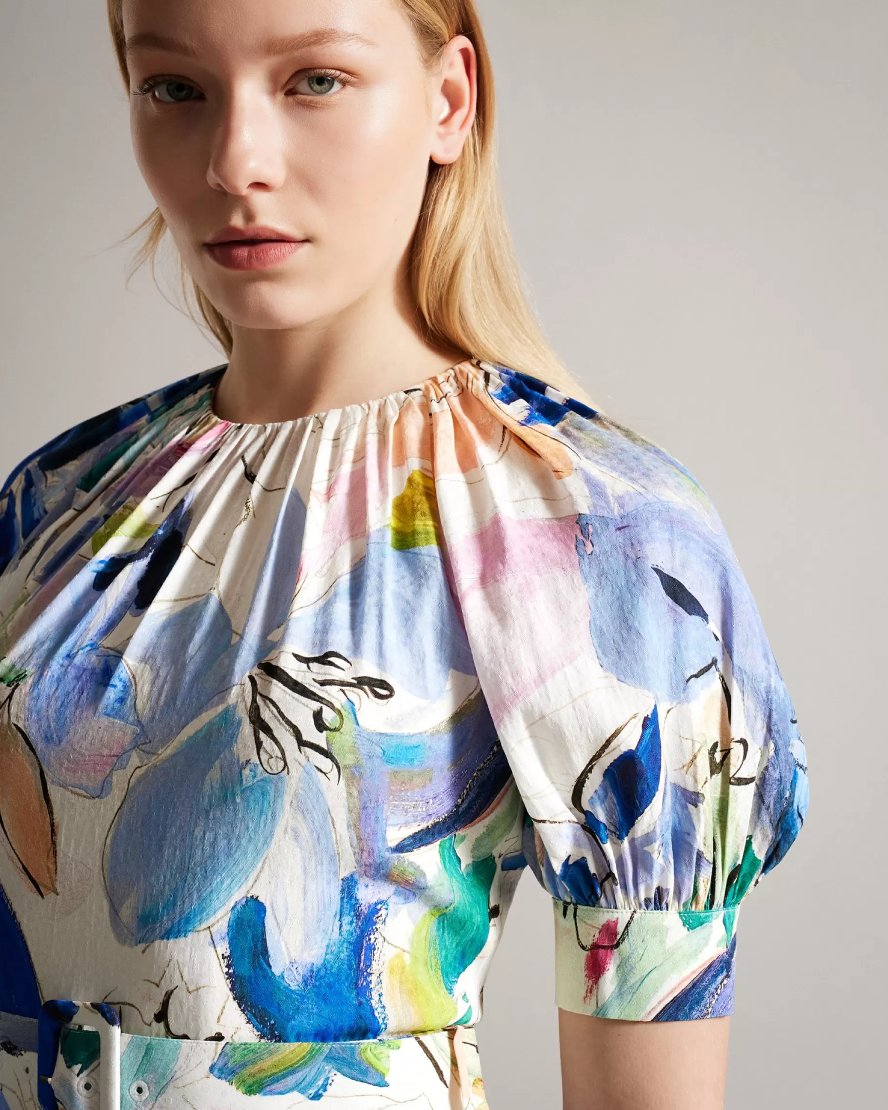 Ritahh-Ted Baker Hot