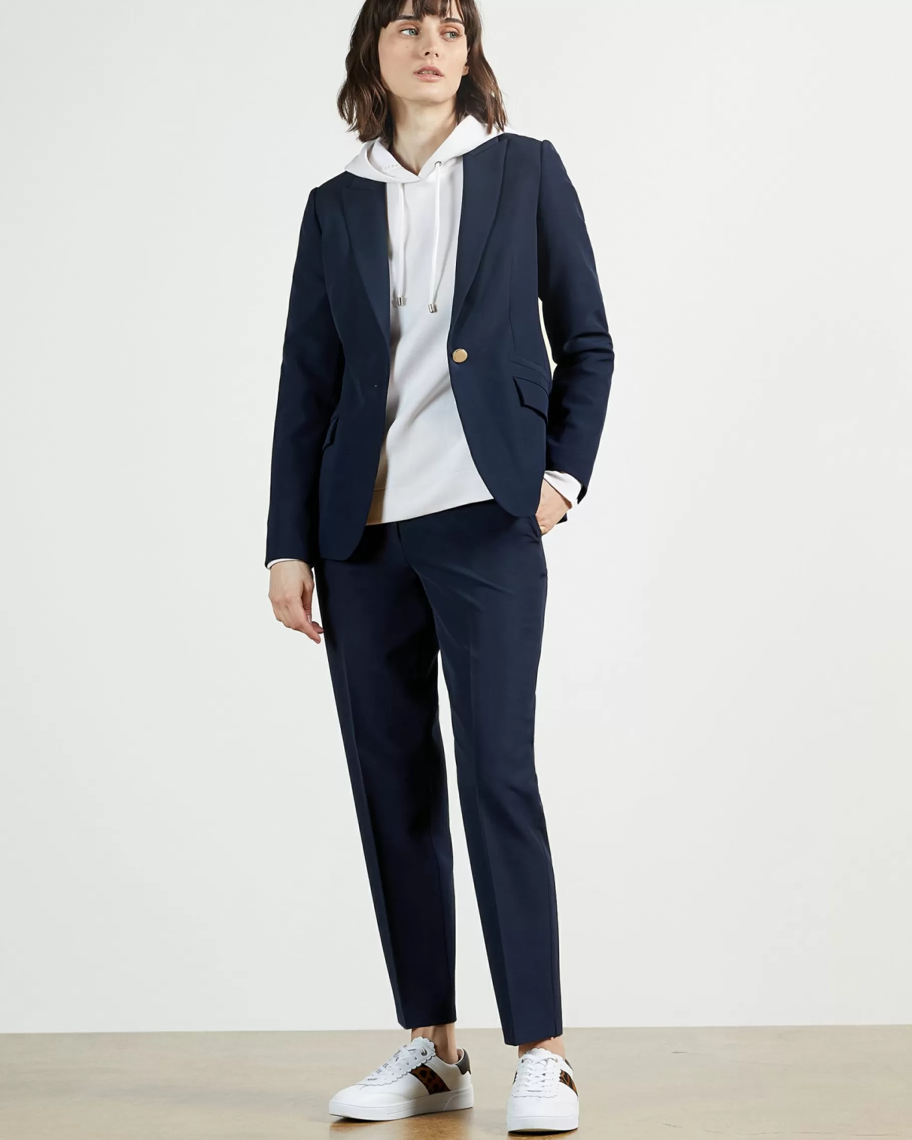 Rraet-Ted Baker Fashion