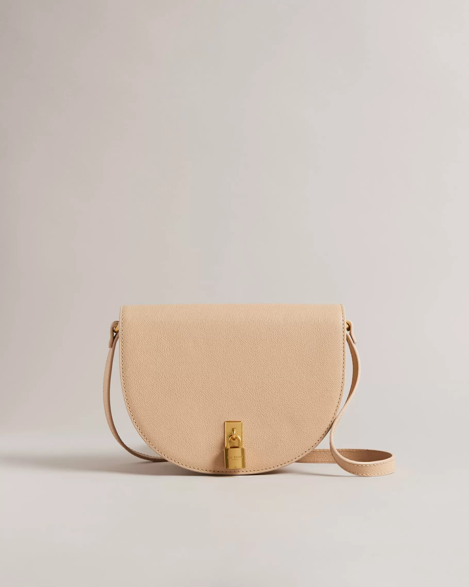 Sohho-Ted Baker Fashion
