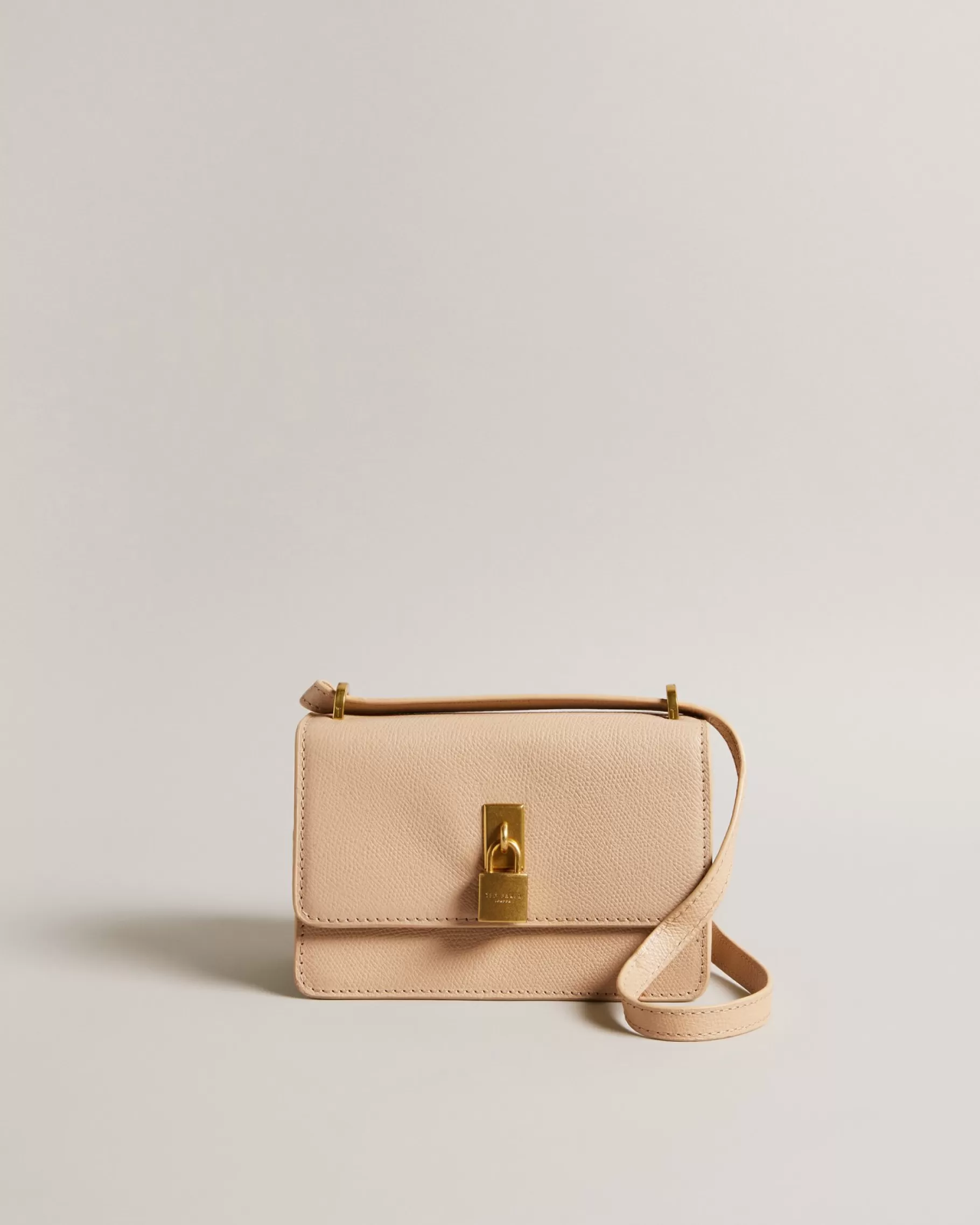 Ssloane-Ted Baker Sale
