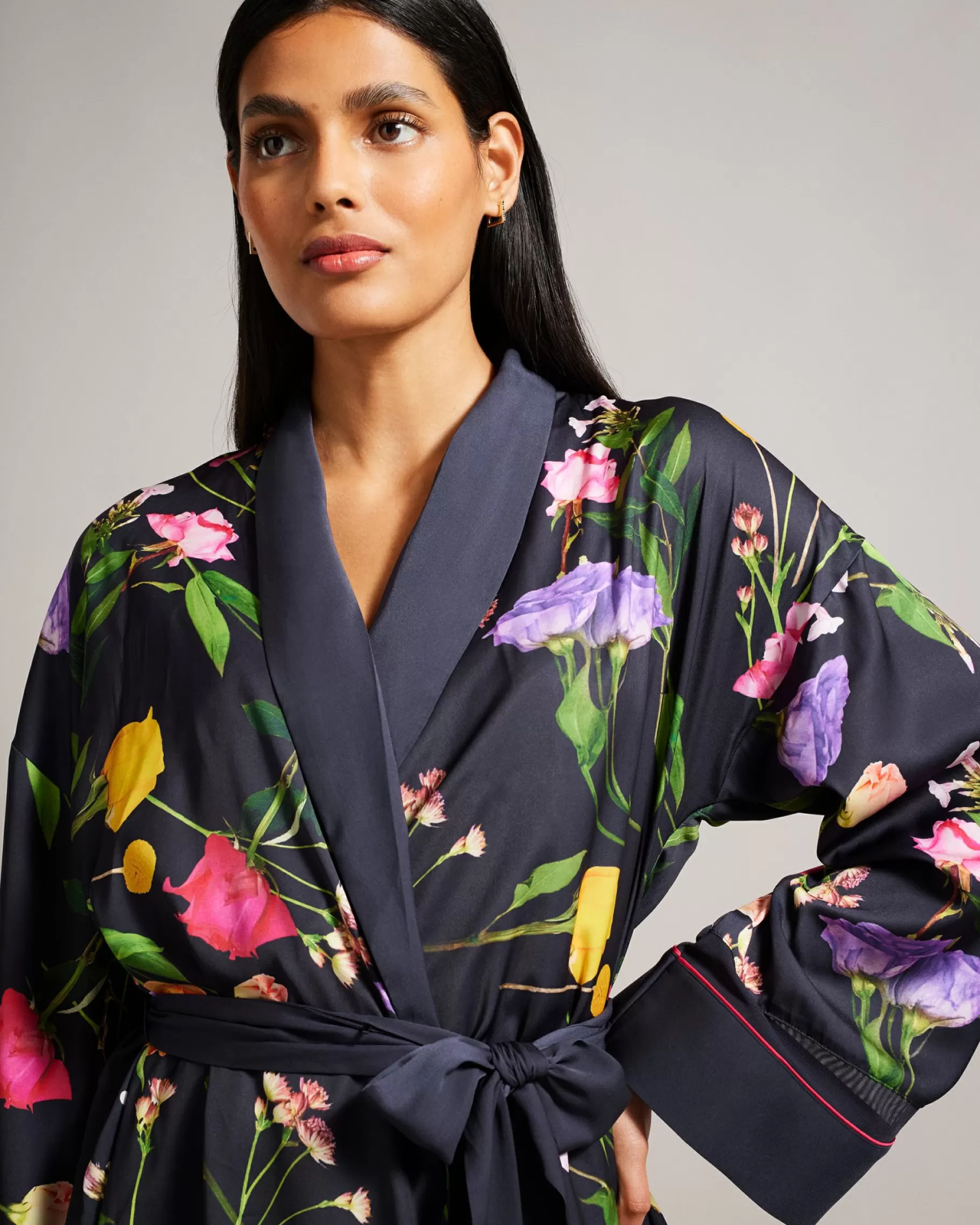 Tammeey-Ted Baker Online