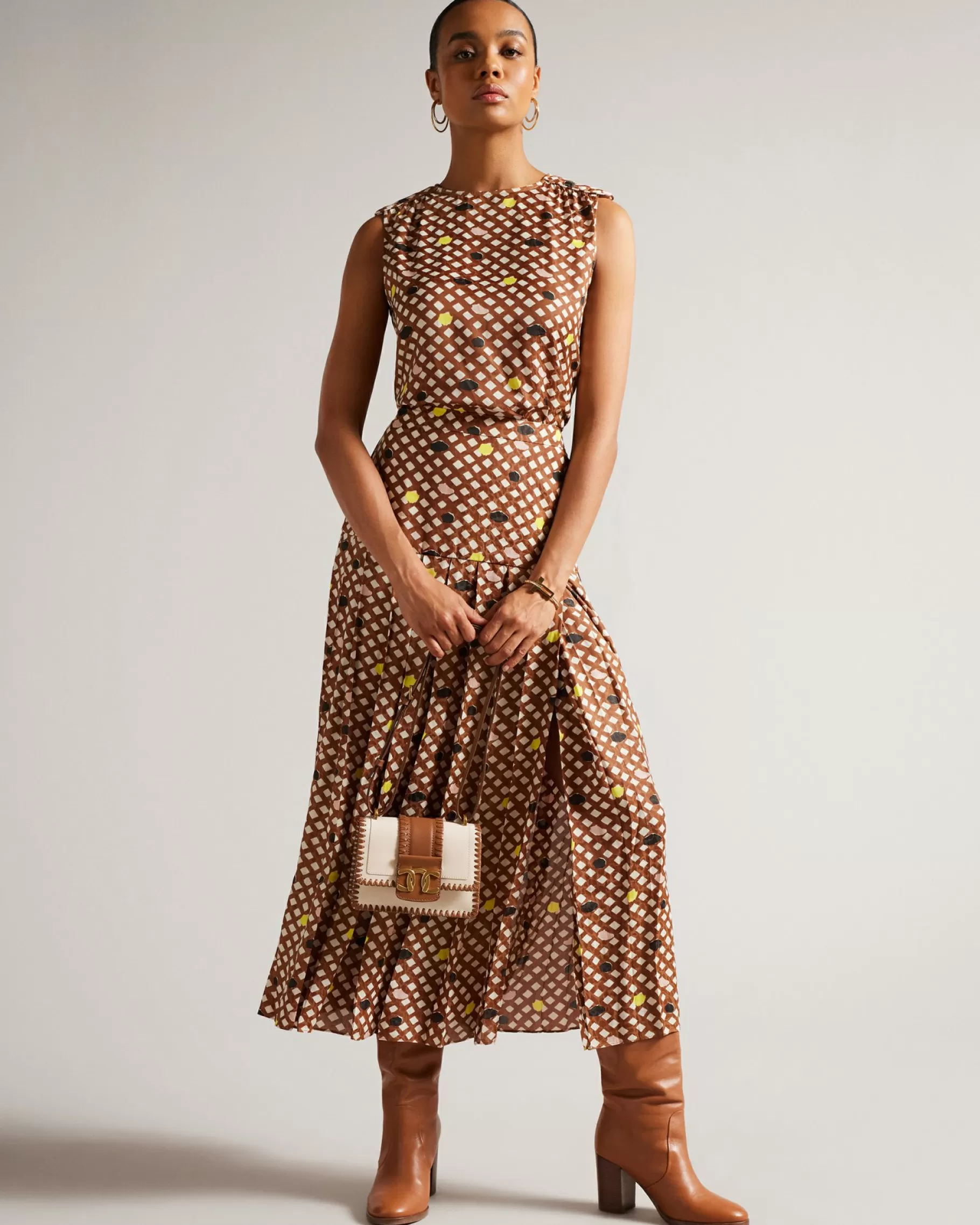 Tiymon-Ted Baker Hot