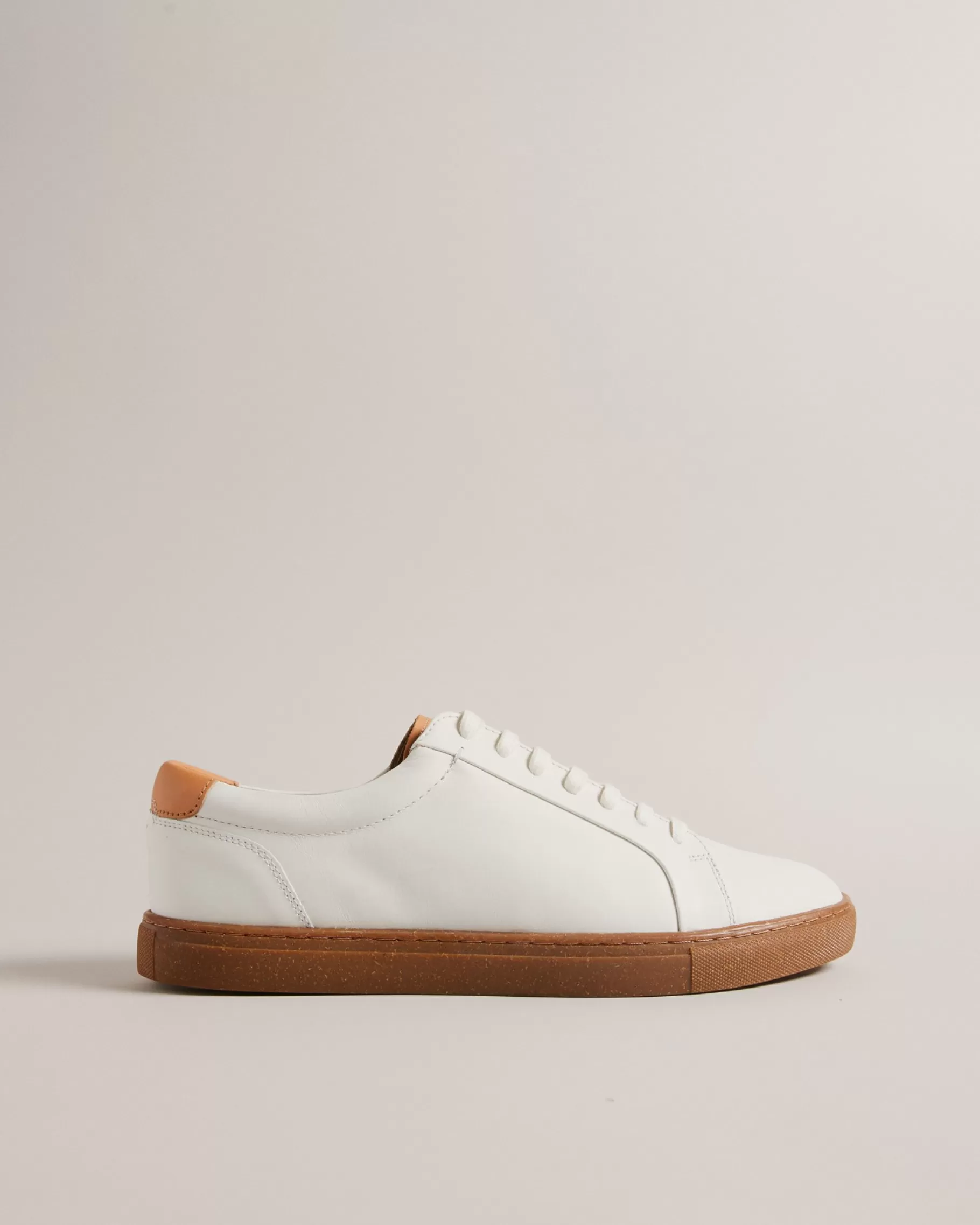 Udamou-Ted Baker Hot