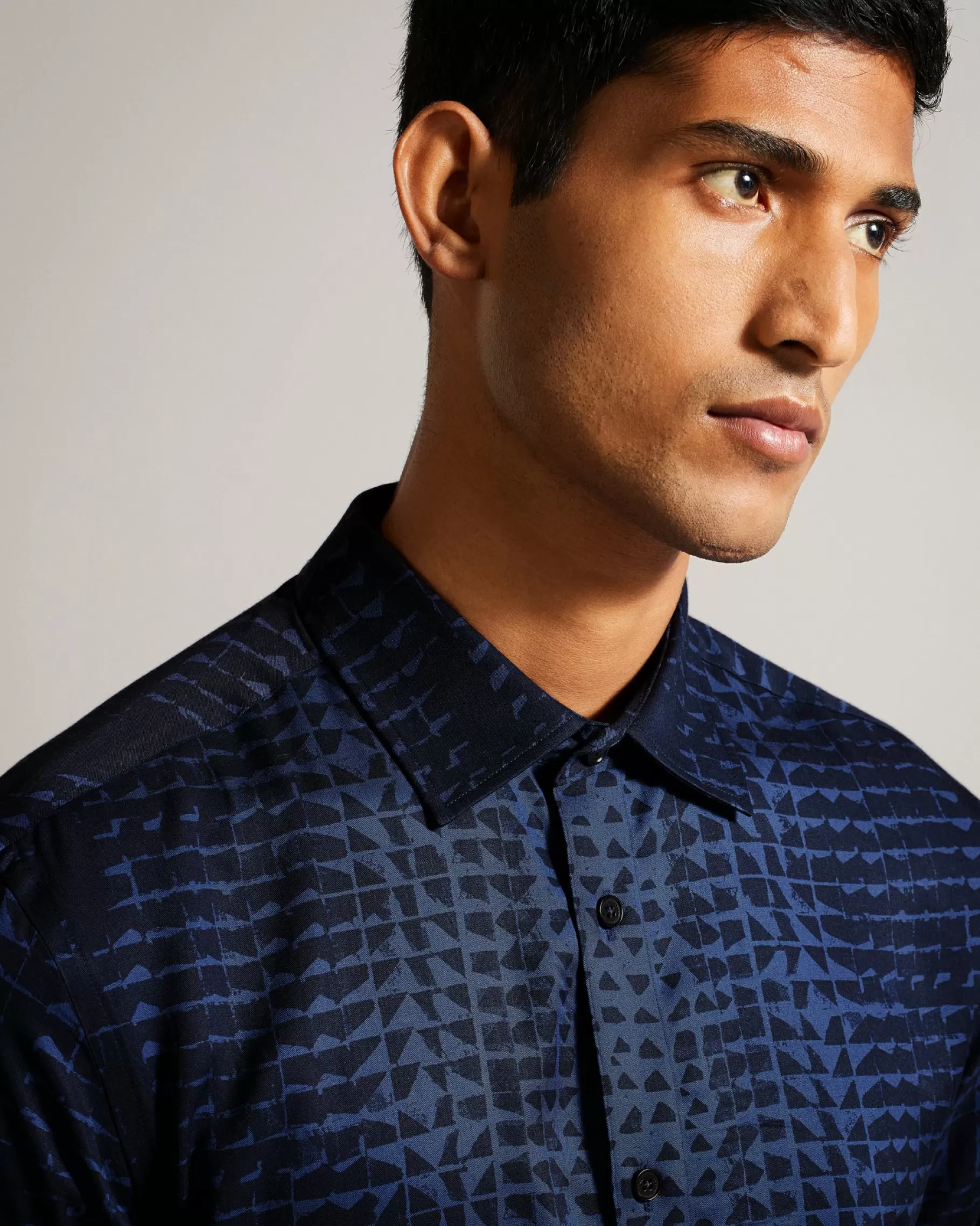 Venosa-Ted Baker Flash Sale